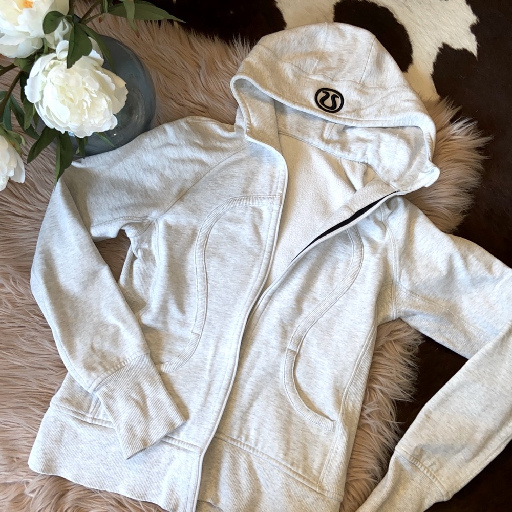 Lululemon light gray Scuba hoodie